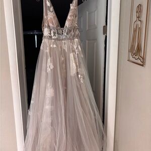 Willowby Blush and White Lace Dress NWT